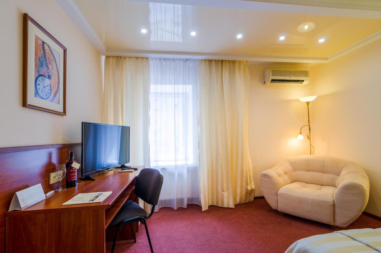 Raziotel Kryvyi Rih Exterior foto